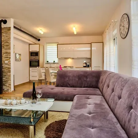 Apartament Krizan *